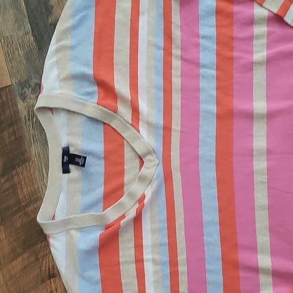 Gap Striped V-neck Sweater - Picture 2 of 7